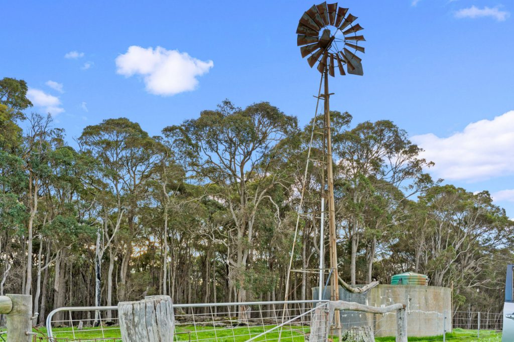 Courtenay via Margaret River Augusta Garland International