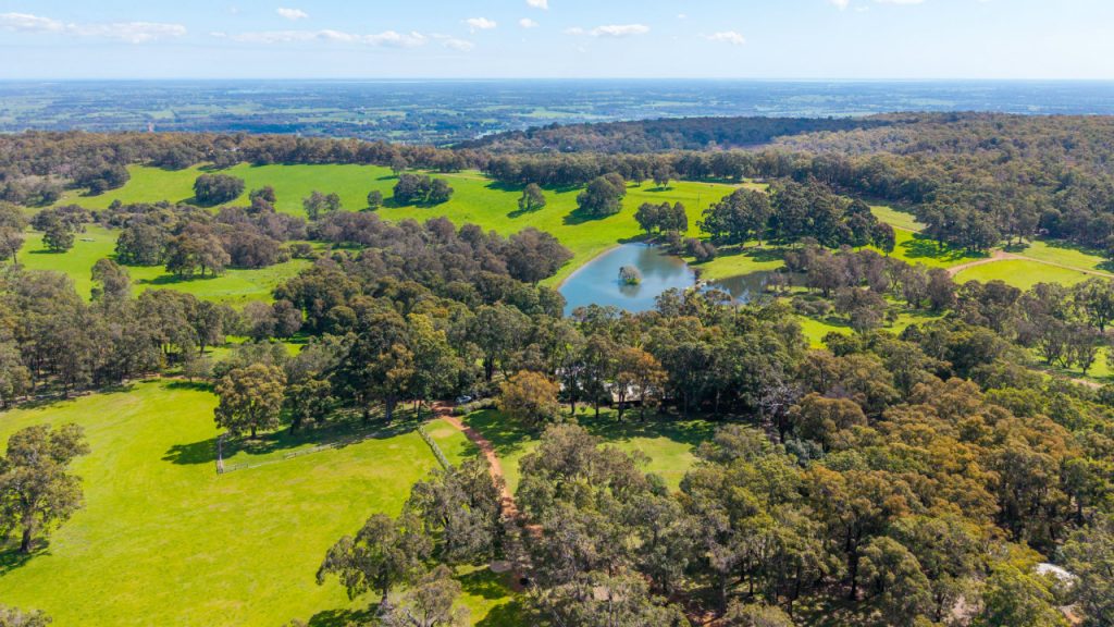 Waroona Garland International