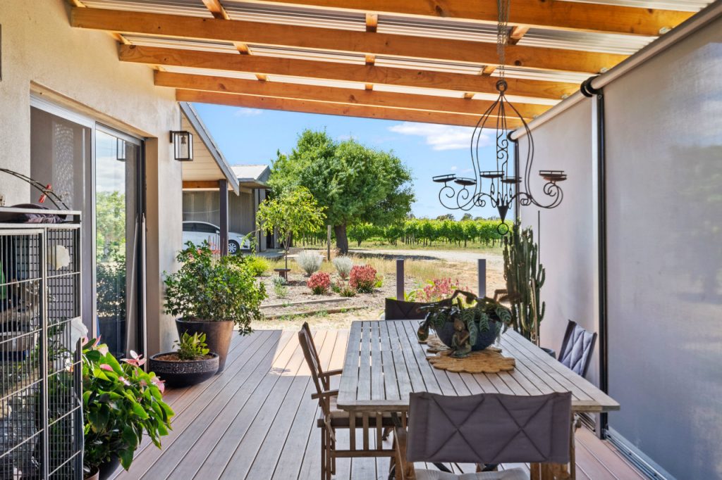 25 Hamersley Rd Caversham Garland International