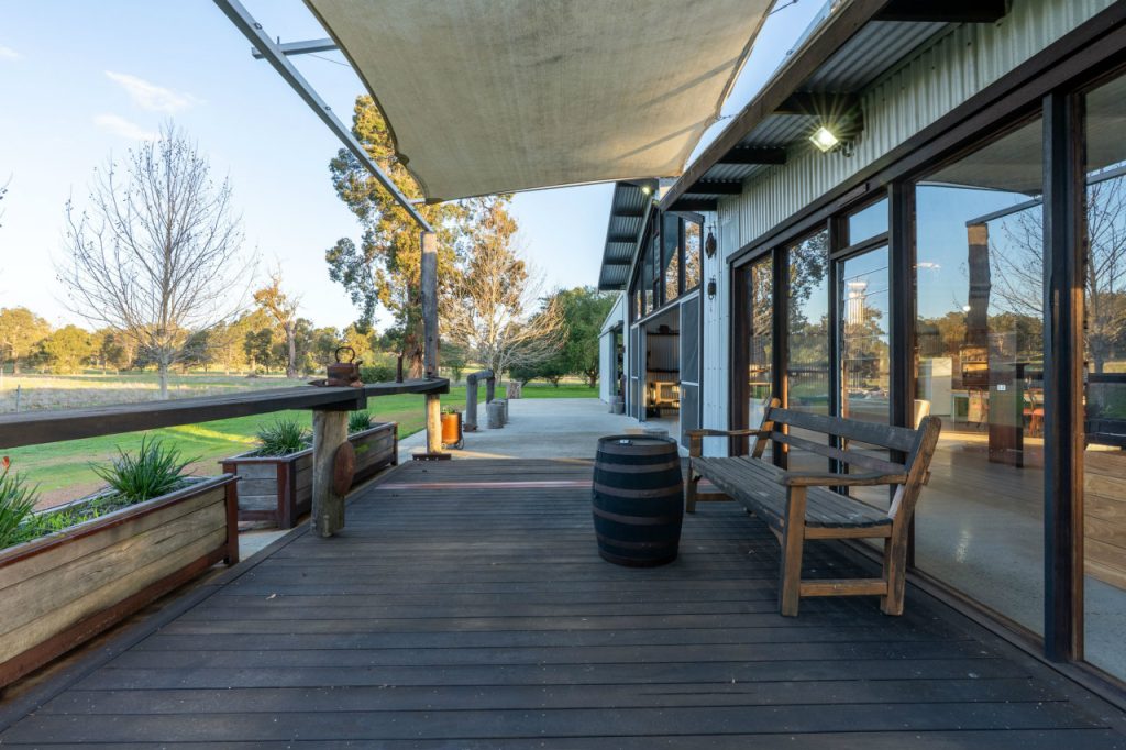 Gidgegannup  Garland International