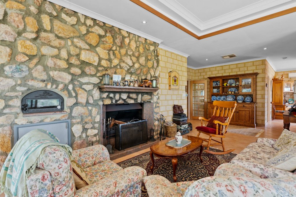 Chittering - Garland International