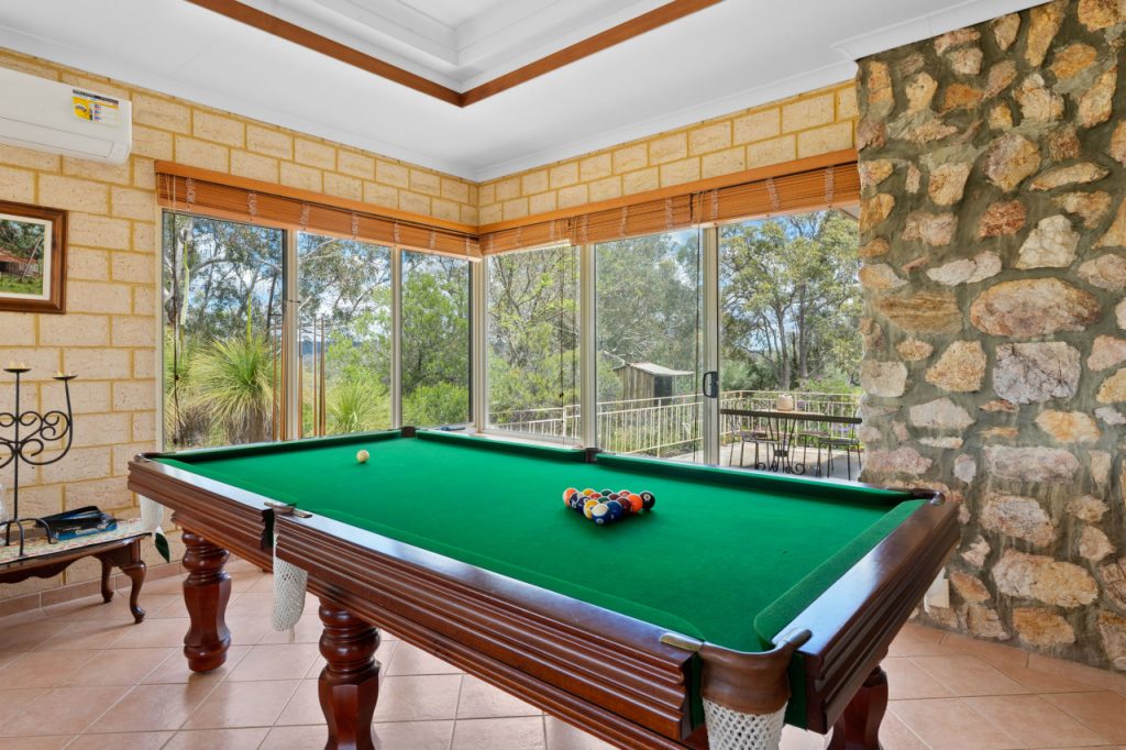 Chittering - Garland International