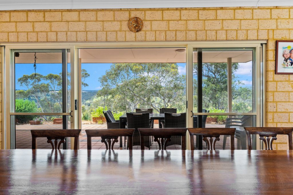 Chittering - Garland International