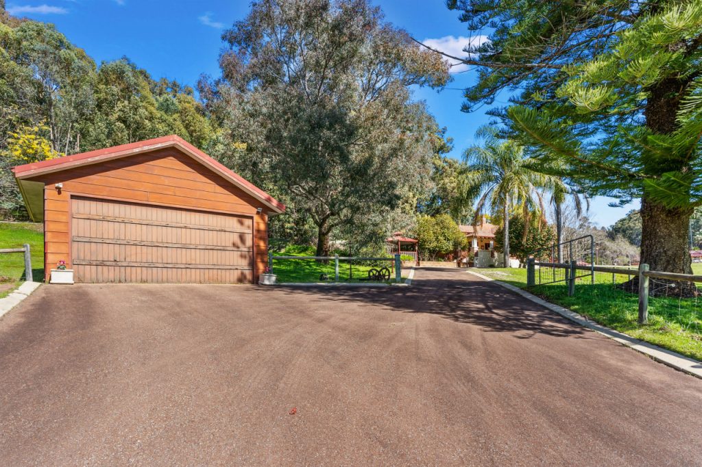 Dwellingup  Garland International